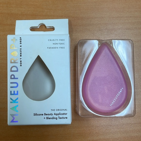 New MakeupDrop+ The Original Silicone Beauty Applicator!!🔥🔥🔥 - Picture 6 of 14